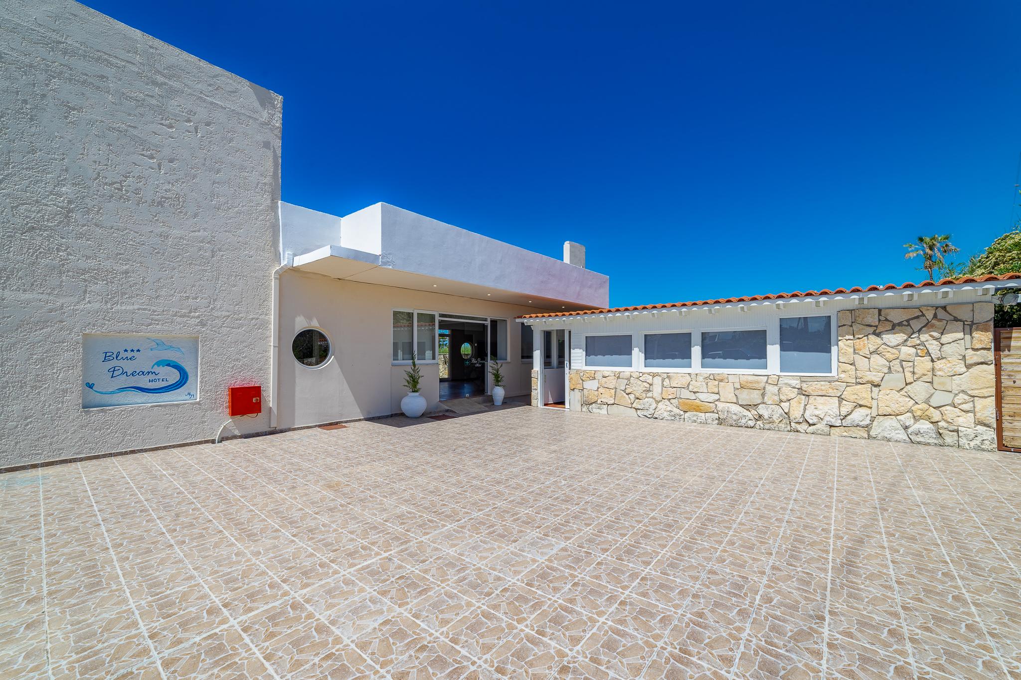 Blue Dream Hotel Stavromenos  Bagian luar foto